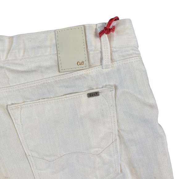 Cult of Individuality Women's Tantra Distressed Floral White Denim Shorts - Picture 9 of 9